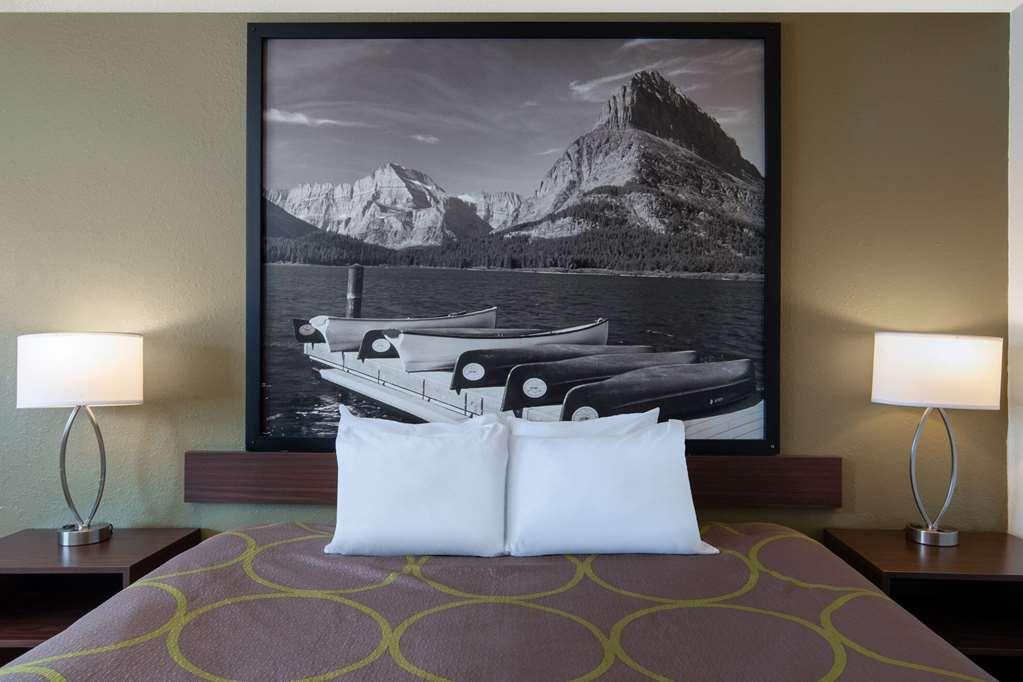 Super 8 By Wyndham Livingston Yellowstone Habitación foto